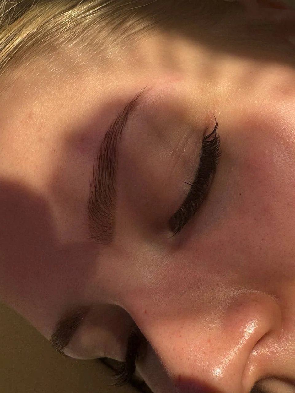 Profesjonalna stylizacja brwi – salon Beauty Perła Bydgoszcz